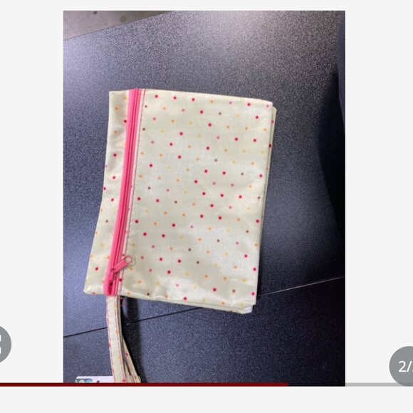 Women Portable Makeup Bag - Picture 2 of 3